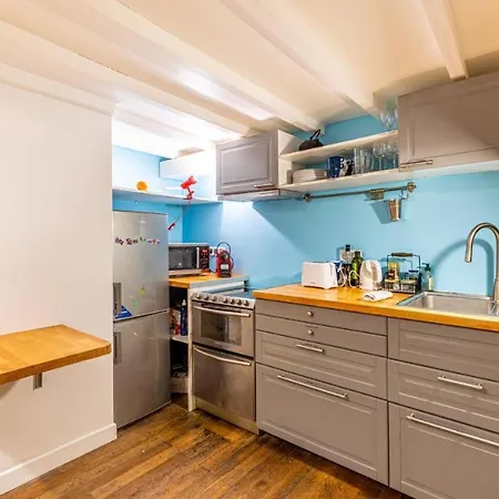 Joli - Lovely Apartment Paris